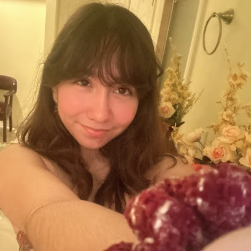 Meet your Posher, Angie